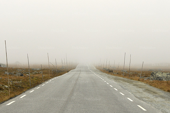 Straße im Nebel